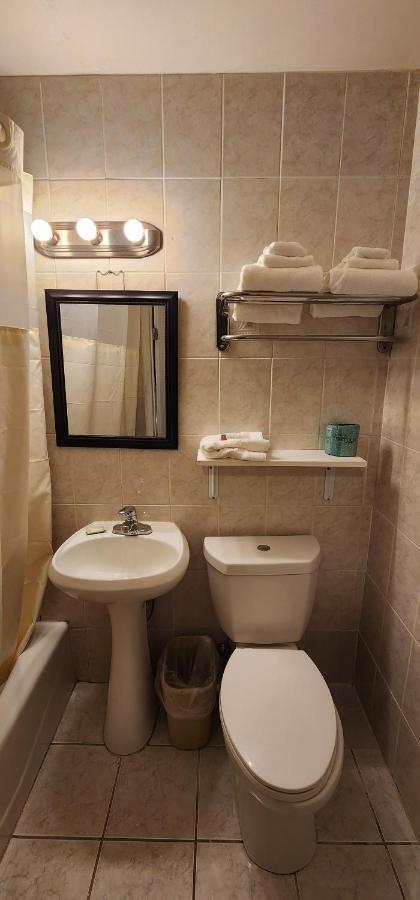 Nashoba Valley Inn & Suites Ayer Экстерьер фото